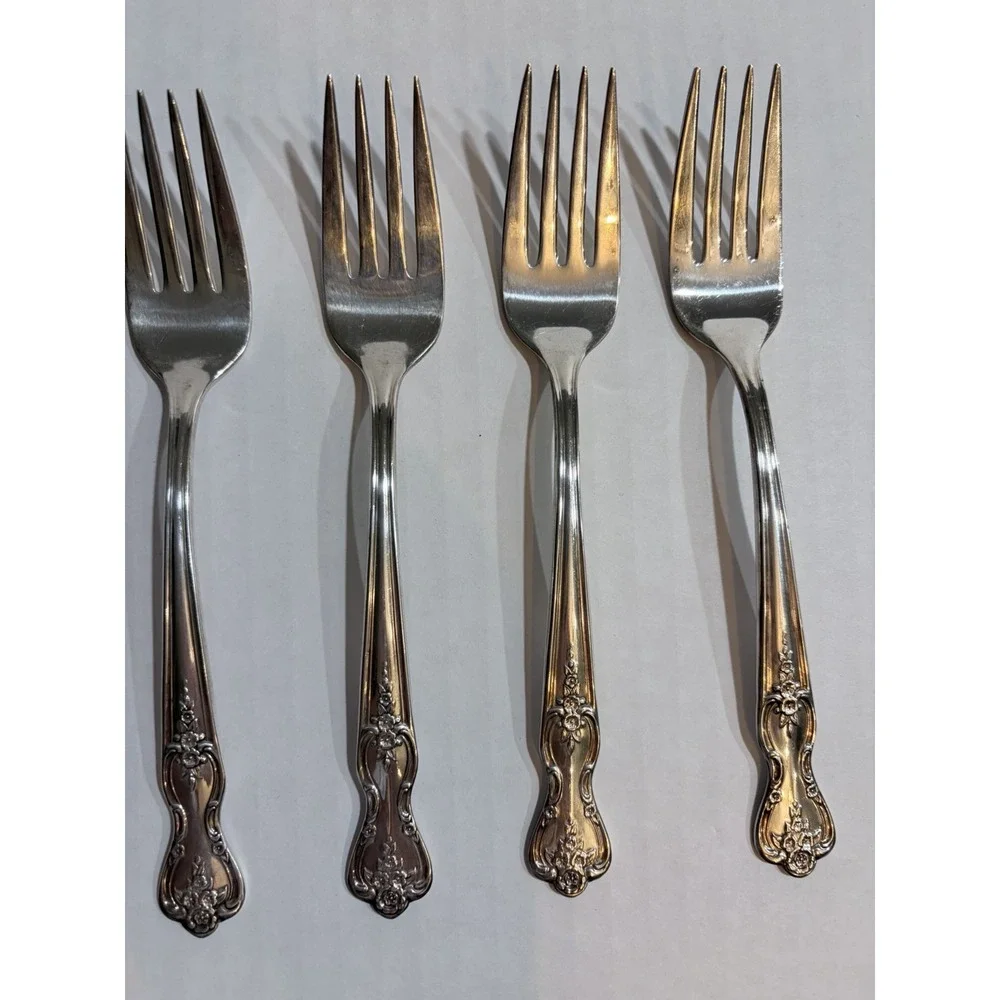 Set of 4 Magnolia Inspiration Wm Roger's Silver Plated Salad Forks